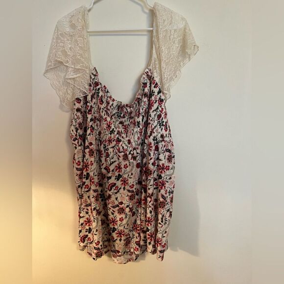 Torrid Blouse  - Picture 1 of 5